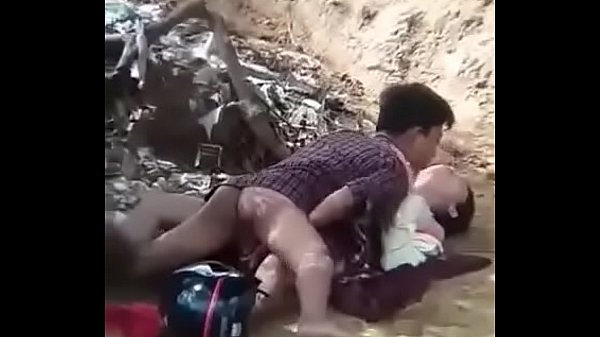 ေခ်ာင္းရိုက္ေလး