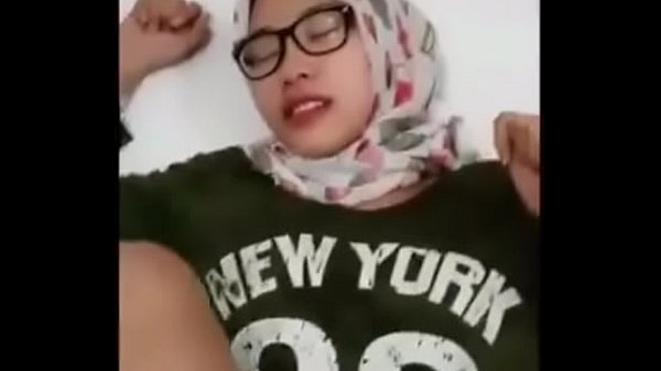 Malay Tudung Fuck & Facial