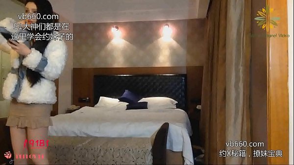 91汤先生(原色魔Philotes86)最新顶级高端精品佳作第二十部-编号sm020：气质俱佳的超短裙制服小姐姐