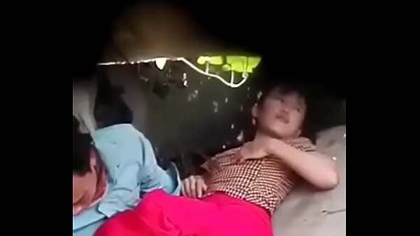 ေခ်ာင္းရိုက္ေလး