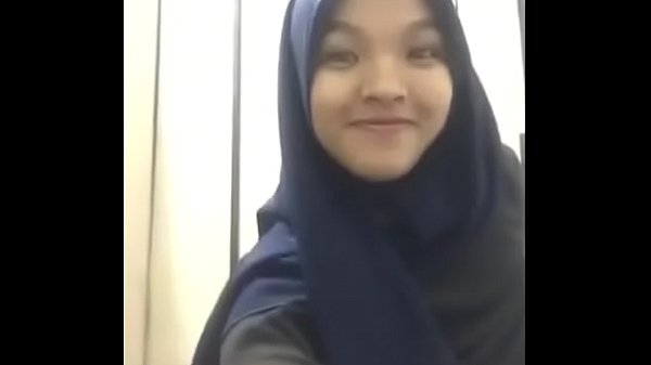 Awek Kastam tudung big ass malay hot pretty nice boobs