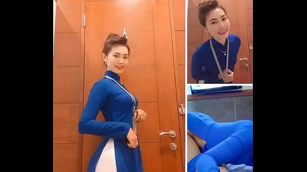 Cô giáo nghỉ dịch cô vít – BuoiTo.Vip