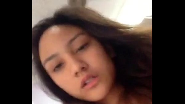 Malaysian Chinese Teenager Selfshot